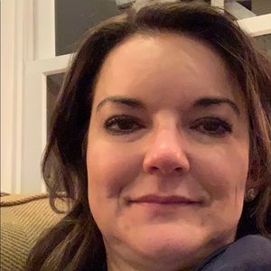 Meet your Posher, Anissa